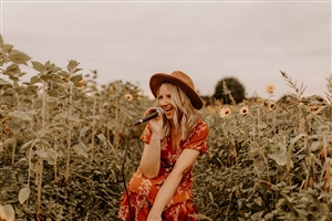 Logo Ann-Kristin Riemann