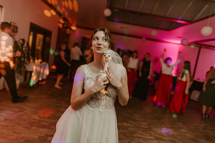 Der etwas andere Brautstrauß-Wurf