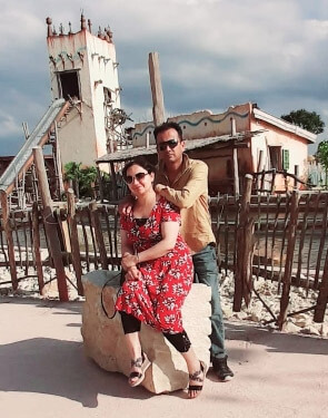 Indisches Brautpaar im Urlaub